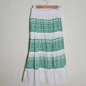 Maje White and Green Embroidered Women's Skirt Size 36